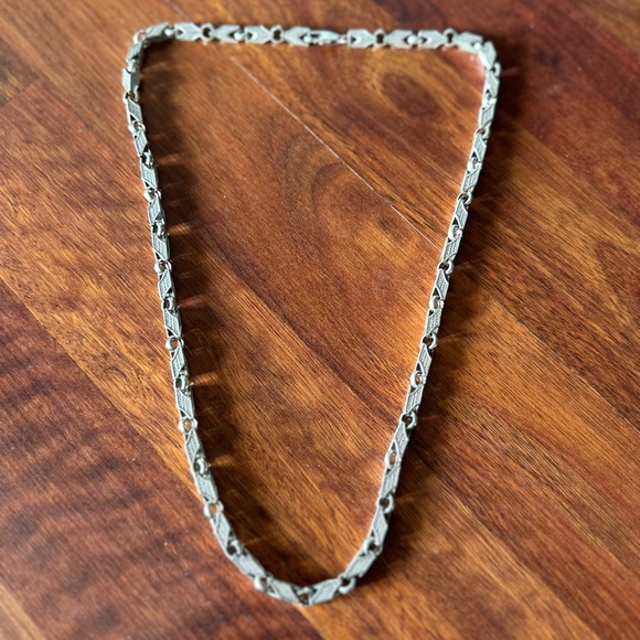 45 grams 
Solid Fine Italian Fat Link Sterling Silver Men's Chain Necklace - Picture 4 of 9